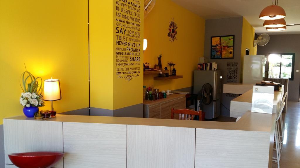 M Hostel Lanta Ко-Ланта Екстер'єр фото